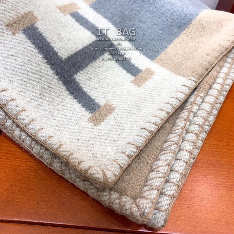 Avalon Bayadere throw blanket2 4